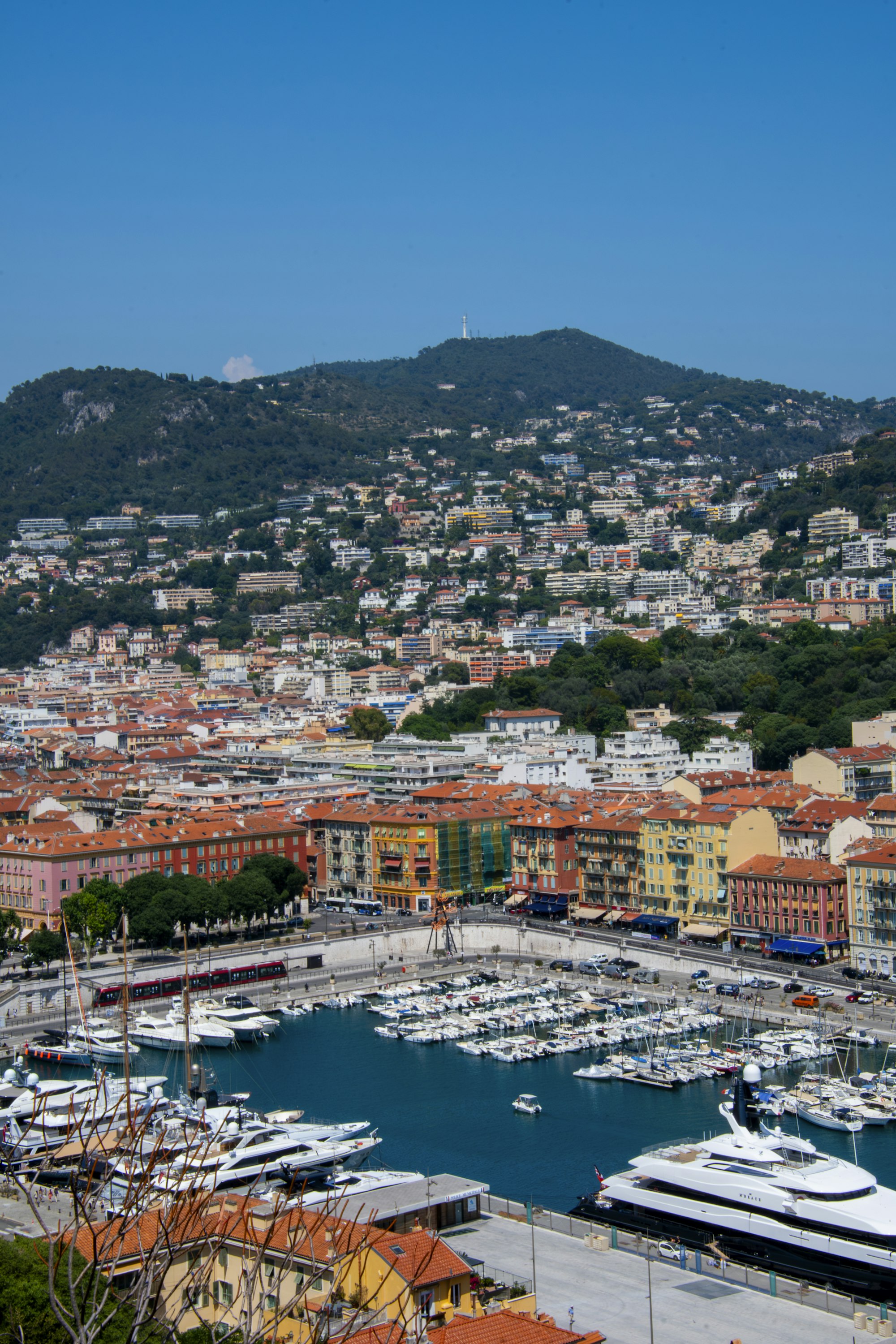 48h in... Urban Getaways in France