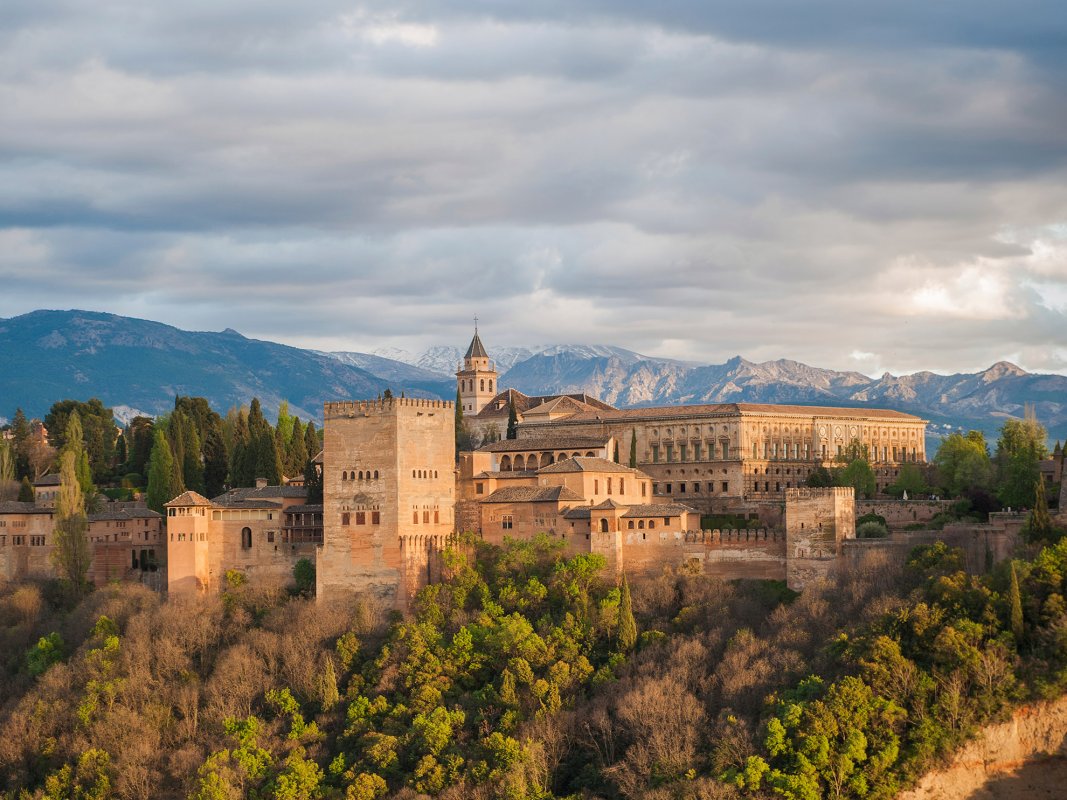 Explore Spain, a sunny world where history, vibrant culture, and the joy of living promise you an unforgettable experience.