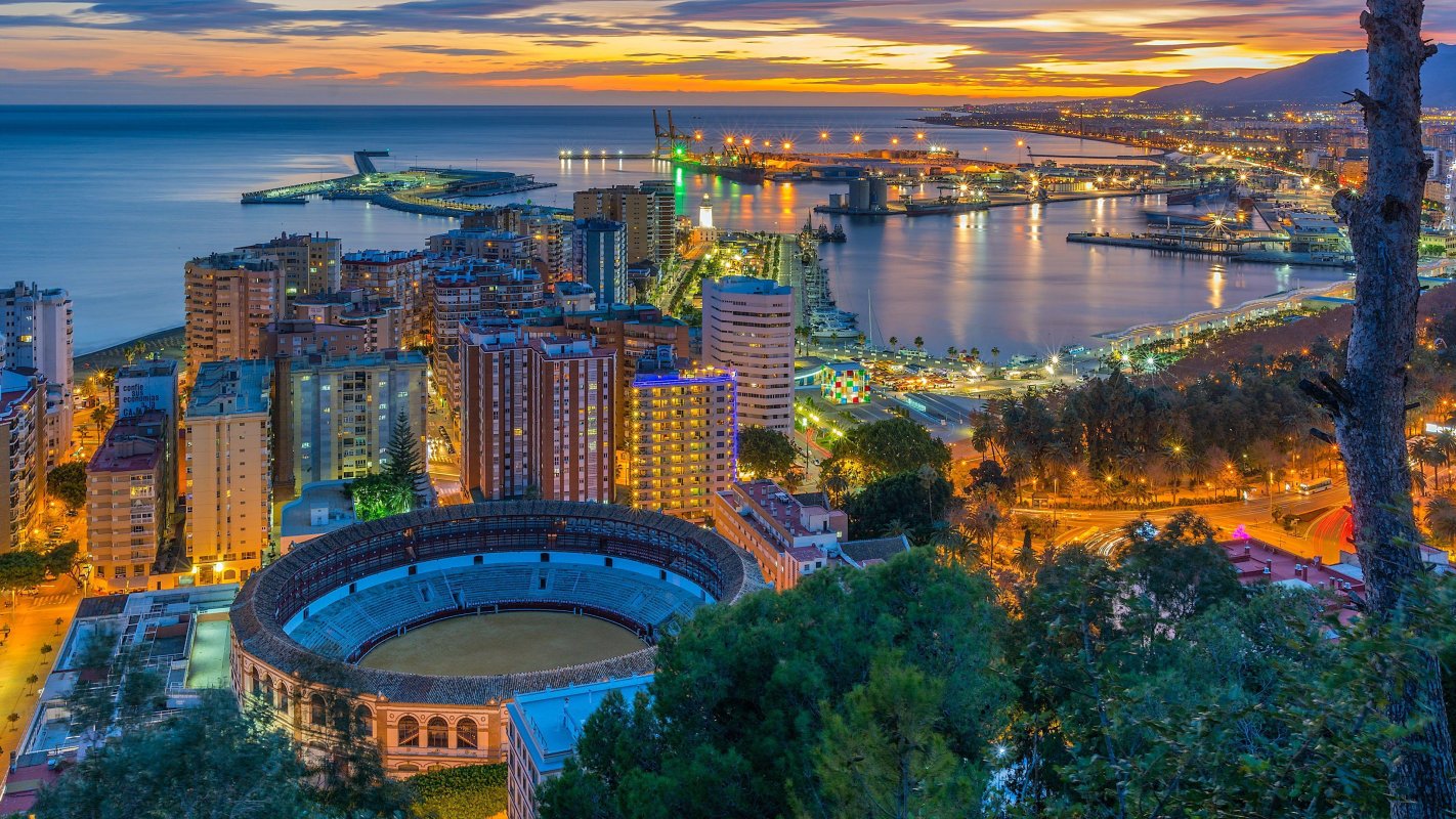 Explore Spain, a sunny world where history, vibrant culture, and the joy of living promise you an unforgettable experience.