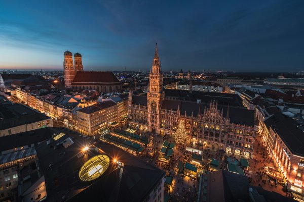 Munich - Munich, the capital of Bavaria, perfectly combines the charm of its Bavarian traditions with modern dynamism.


