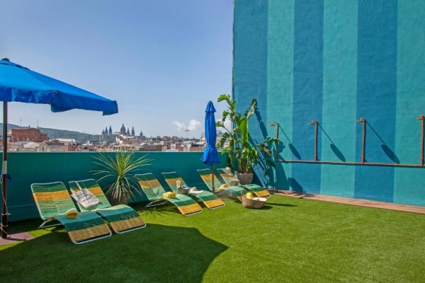 Chic & Basic Velvet, Barcelona