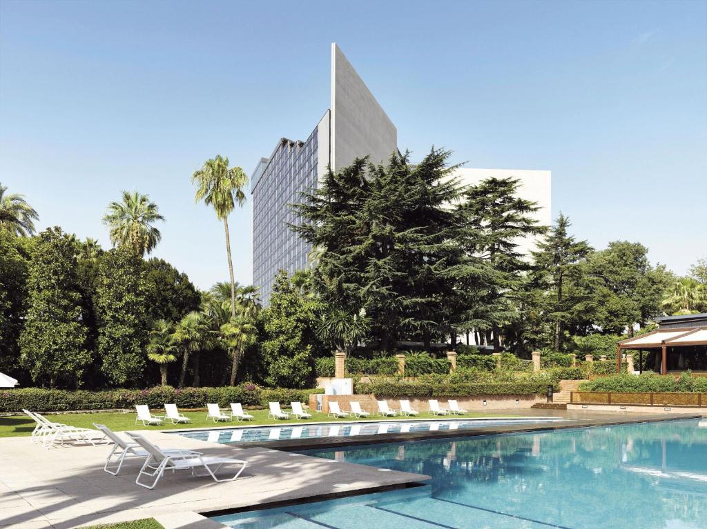 Set in 25,000 square metres of beautiful gardens and offering fantastic views of Barcelona, Torre Melina, a Gran Meliá Hotel is a luxury hotel set on...