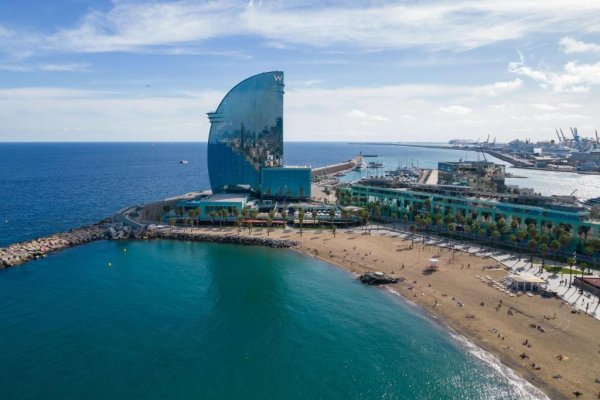 W Barcelona, Barcelona