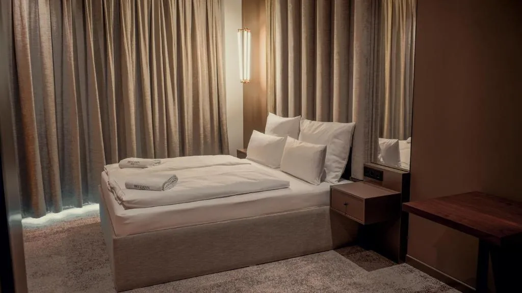 Photo 71/115