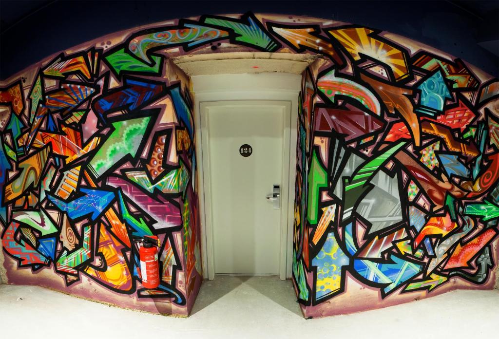 Photo 34/50