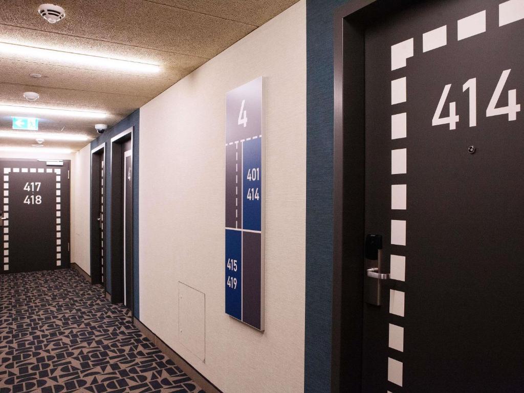 Photo 36/45