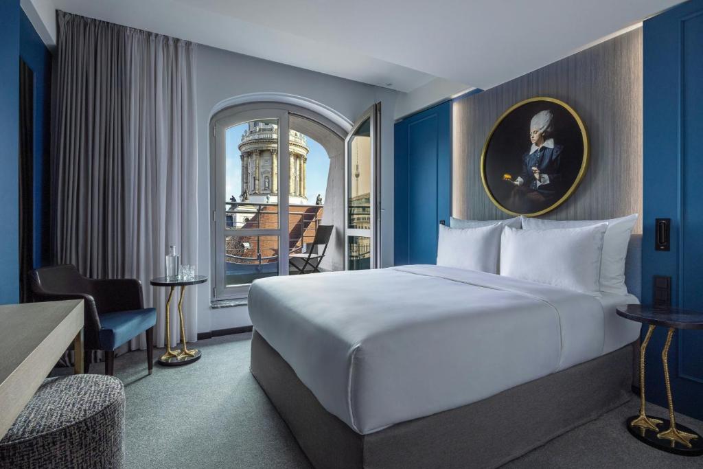 Centrally located on Berlin’s Gendarmenmarkt Square, this boutique hotel offers gourmet food, exclusive spa facilities, and stylish rooms with marble...