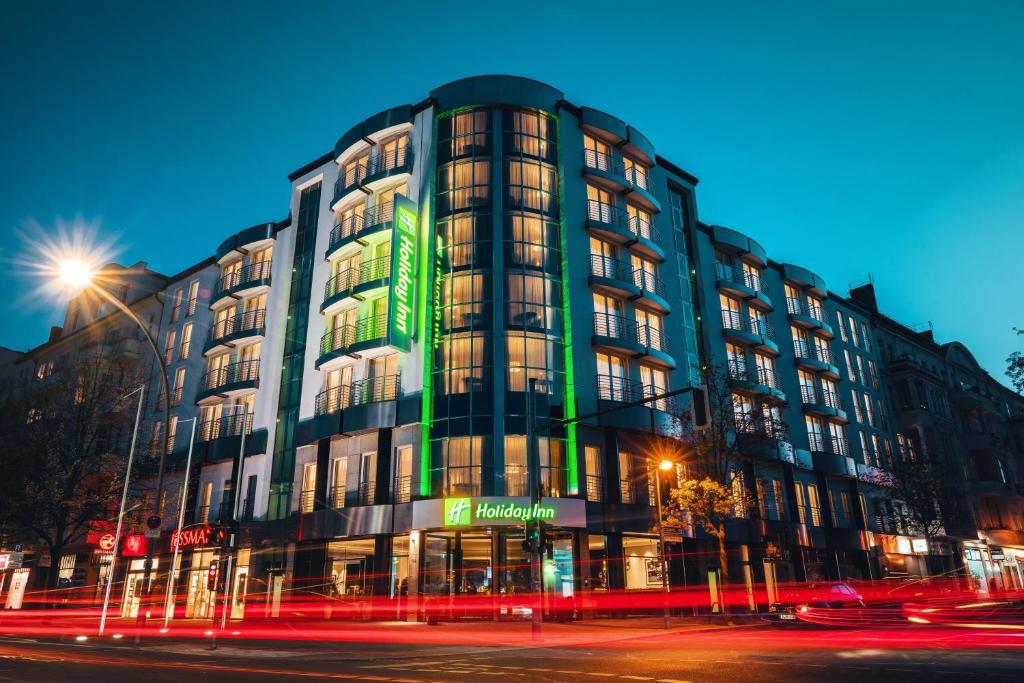 A direct tram ride from Alexanderplatz, this hotel offers free WiFi in all areas, a 24-hour bar, a spacious gym, and soundproofed rooms with hot drinks...