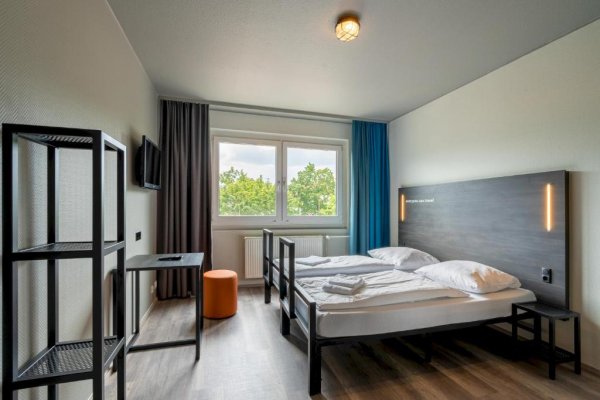 a&o Berlin Kolumbus, Berlin