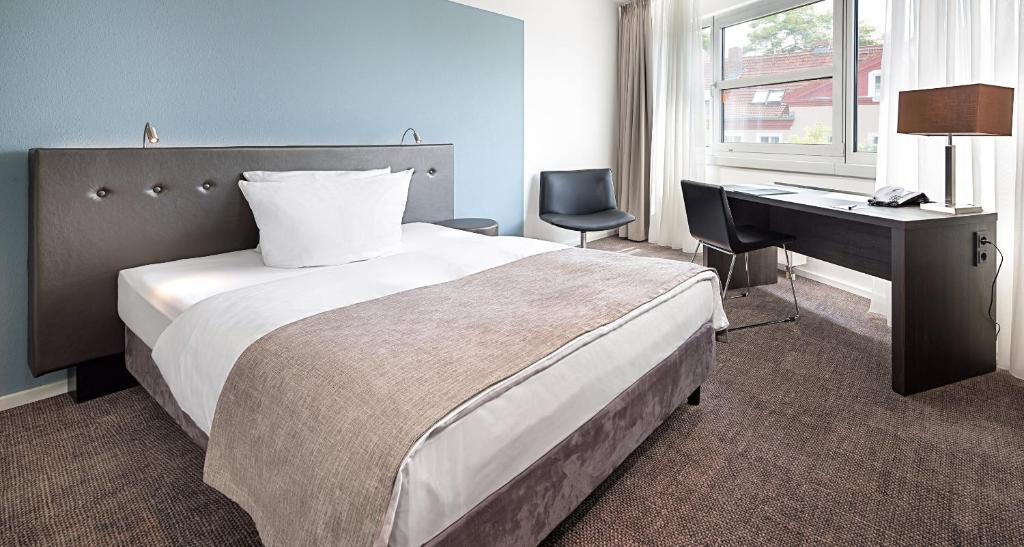 Situated in Berlin’s Reinickendorf district, this modern 3-star superior hotel is close to the A111 motorway and public transport, providing easy access to...