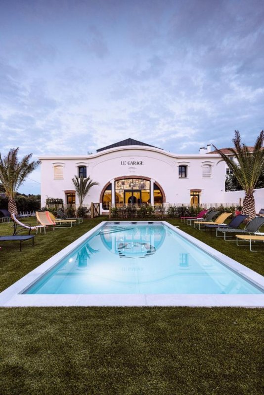 Right on the seafront, Le Garage Biarritz Hôtel is a 4-star property with a terrace, restaurant and bar, about 1.9 km from Côte des Basques Beach.