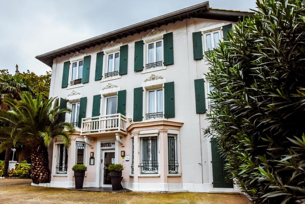 Hôtel VAL FLORES LOGIS, Biarritz