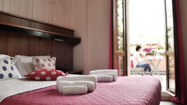 Hotel EMI, Bologna