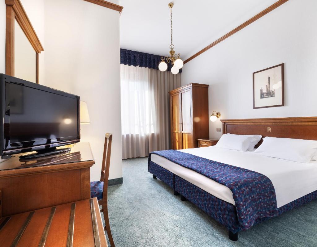The highlight of Hotel Palace Bologna Centro is its location, set in the heart of the historic centre of Bologna, a 5-minute walk from Piazza Maggiore.