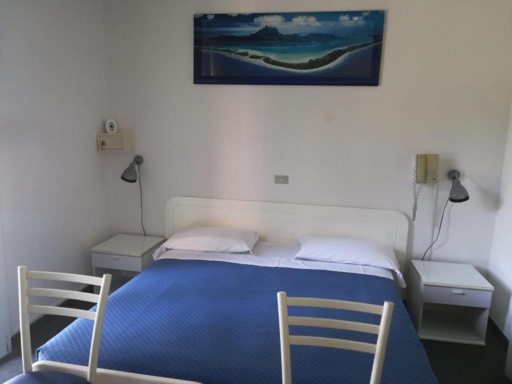 O Hotel Tuscolano está situado numa área verde de Bolonha. Disponibiliza estacionamento gratuito e quartos com acesso à Internet, televisão por satélite e ar condicionado.