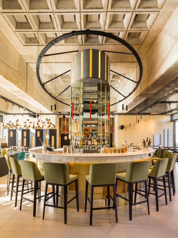 Das FirstName Bordeaux by Hyatt in Bordeaux, 700 m von der Kathedrale Saint-André entfernt, bietet Unterkünfte mit einer Terrasse, Privatparkplätze,...