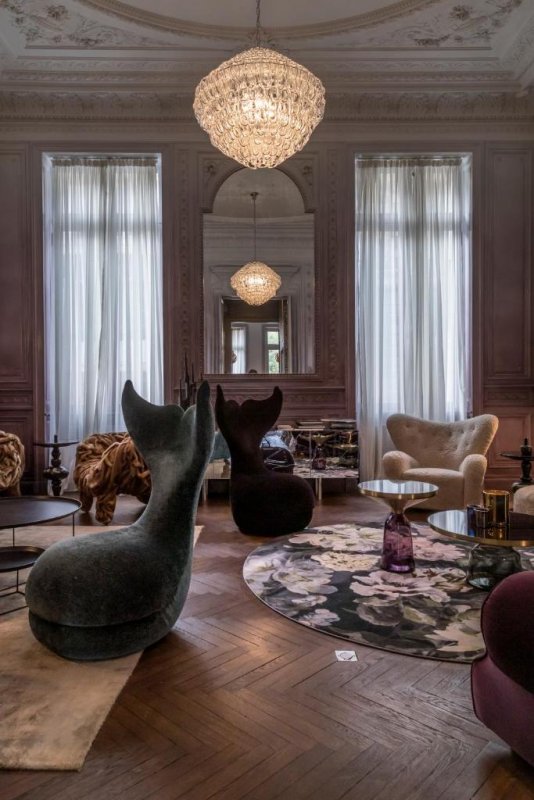 Um hotel de luxo situado numa mansão privada do século XIX, no coração do centro histórico de Bordeaux, o Yndo Hôtel dispõe de um jardim de fragrâncias e...