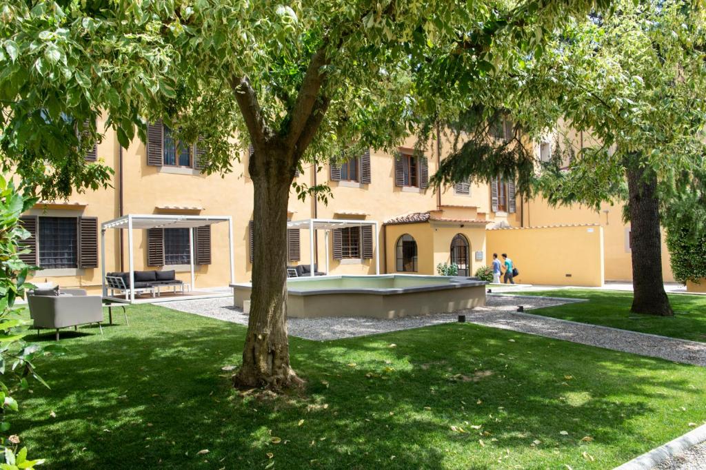 Situat la 15 minute de mers pe jos de Gara Santa Maria Novella, Horto Convento oferă camere cu WiFi gratuit în Florența.