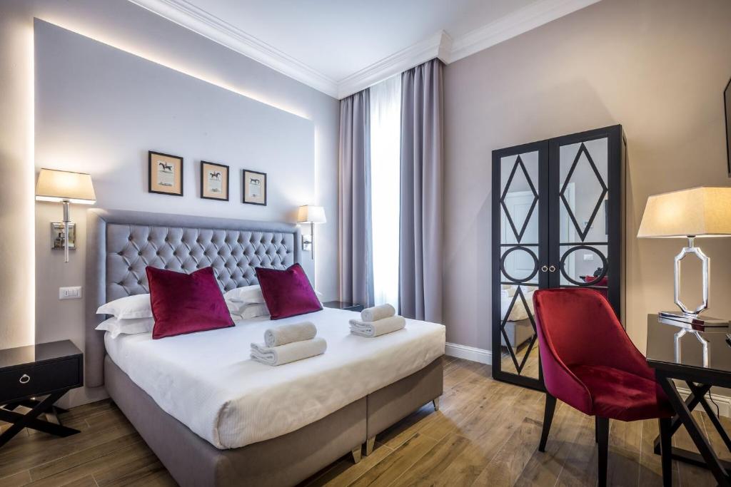 Situato a 2 km dal centro di Firenze, l'Hotel Emma Small Luxury Hotel è un accogliente hotel a conduzione familiare con terrazza affacciata sui tetti della città.