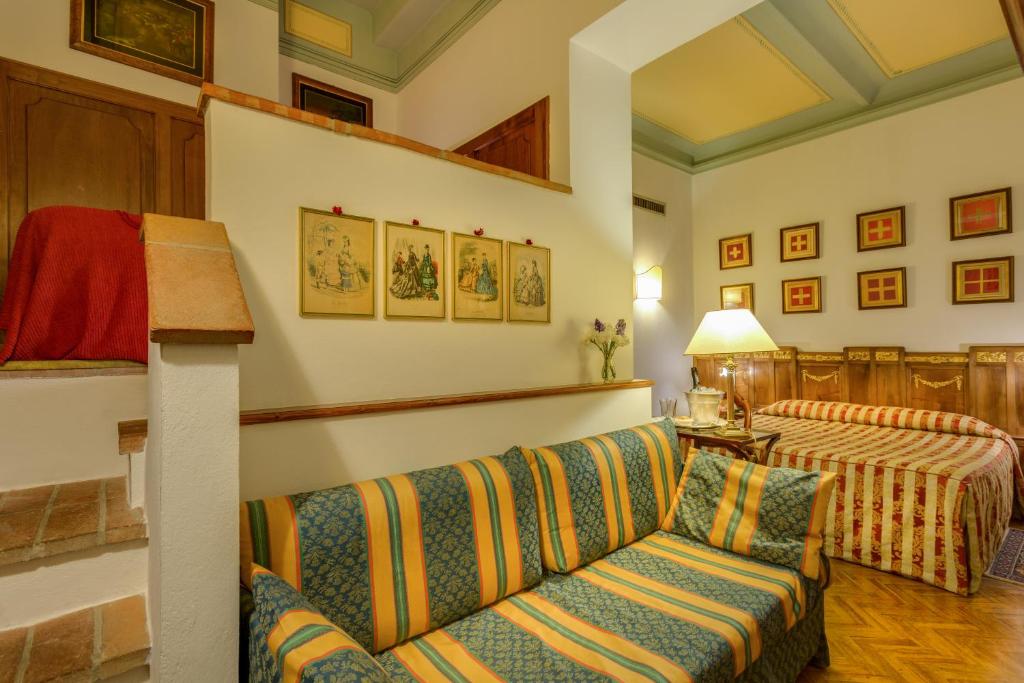 Situado en un antiguo convento junto al Museo Arqueológico de Florencia, Guest House Morandi combina comodidades modernas y una sensación de época.