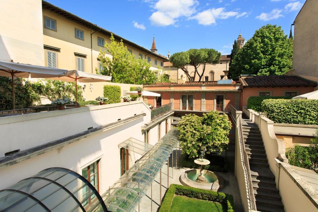 Das Hotel Orto de' Medici bietet kostenfreies WLAN, einen charmanten Innengarten aus dem 16. Jahrhundert und eine Panoramaterrasse mit Blick auf Florenz.