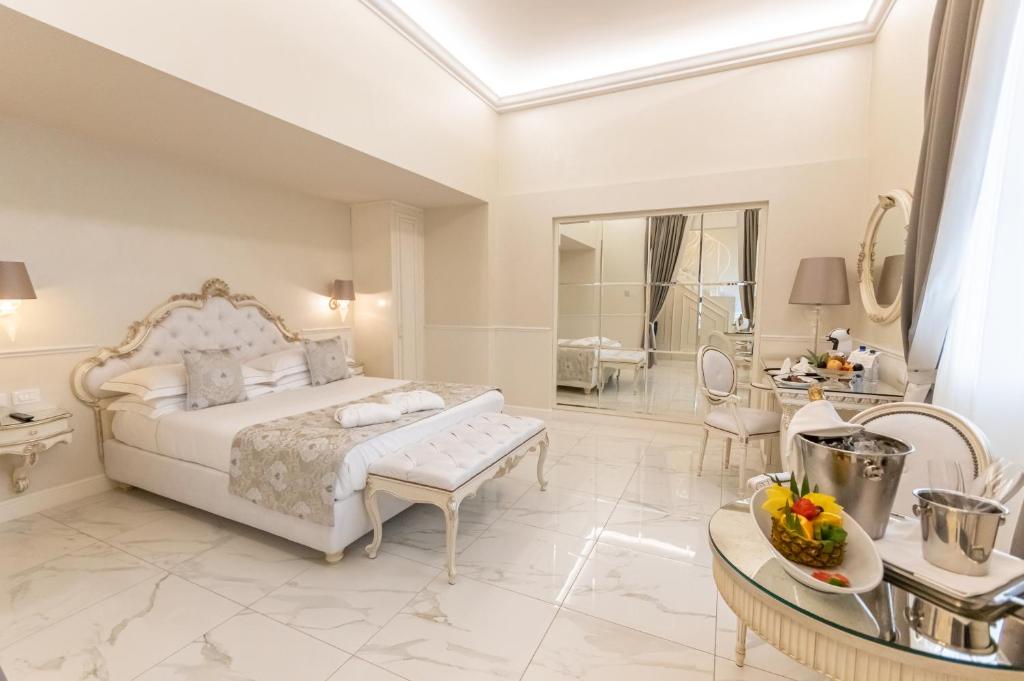 El The Moon Boutique Hotel & Spa está situado en Florencia, a 10 minutos a pie de Fortezza da Basso y a 800 metros de Santa Maria Novella...
