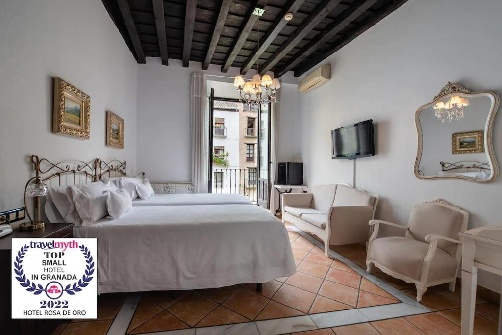 This converted 16th-century Franciscan convent is located in Granada’s Old Town, next to the River Darro.