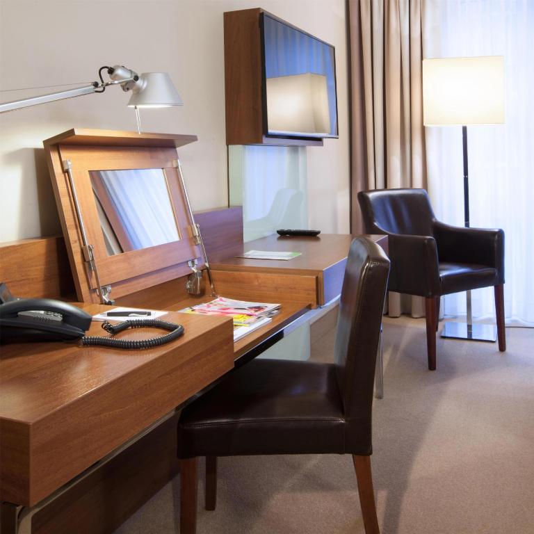 Photo 37/45