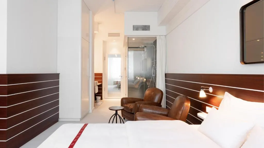 Photo 41/79