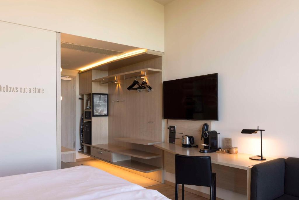 Photo 11/67