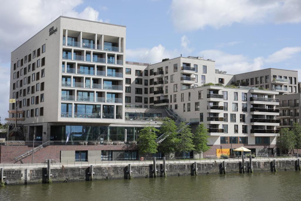 JUFA Hotel Hamburg HafenCity features a 4-star accommodation in the HafenCity district of Hamburg.