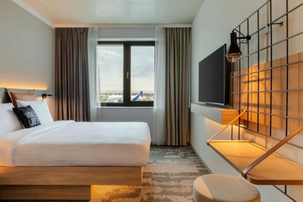 Moxy Hamburg - Finkenwerder, Hamburg