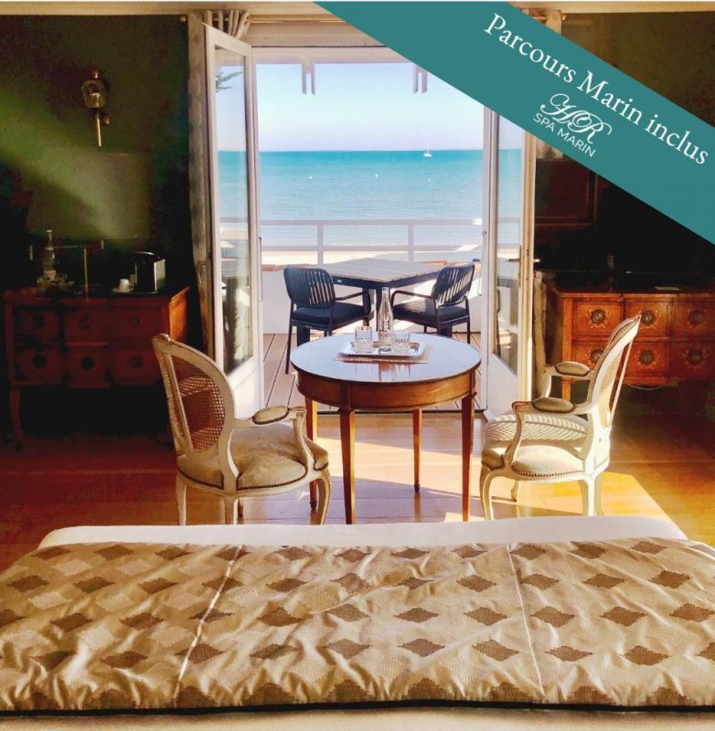 HR Hôtel & Spa Marin ***** localizado no coração da baía de La Flotte-en-Ré, de frente para o mar e 10 m da praia, convida você a descobrir seus 38 quartos...