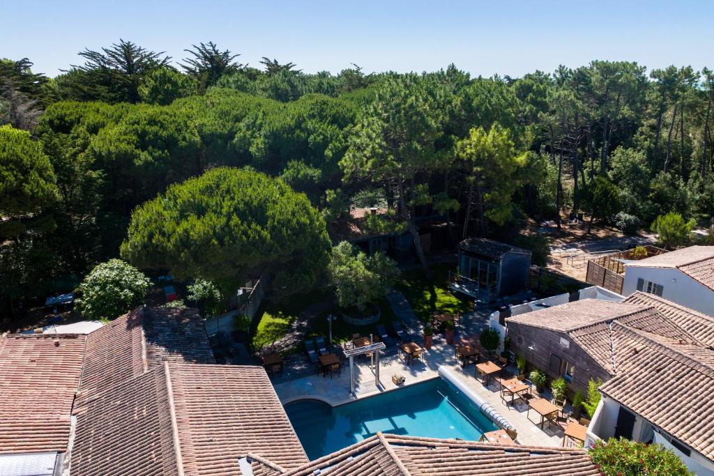 Hôtel Restaurant & Spa Plaisir is located on the Ile de Ré, 150 metres from the beach.
