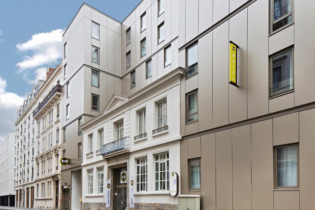 Opened in December 2017, B&B HOTEL LYON Centre Perrache Berthelot is situated a 9-minute walk from the nearest public transport station and offers...