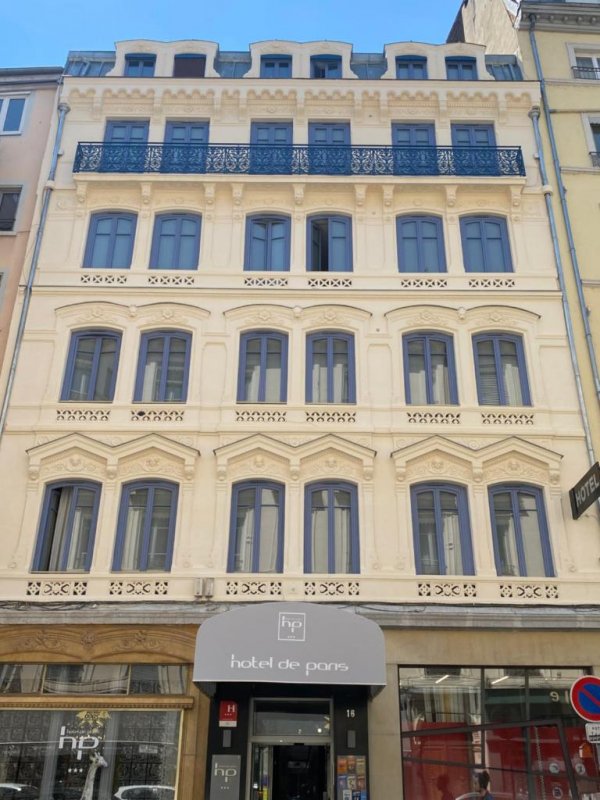 Set in a 19th century building in Lyon Presqu'ile, this Hotel de Paris is located between Unesco World Heritage Historic site of Lyon, and the Hotel de...