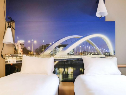 ibis Lyon Gerland Merieux, Lyon
