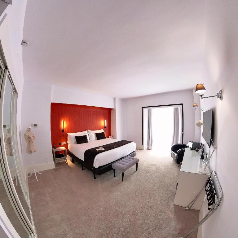 Fotografie n° 24/25