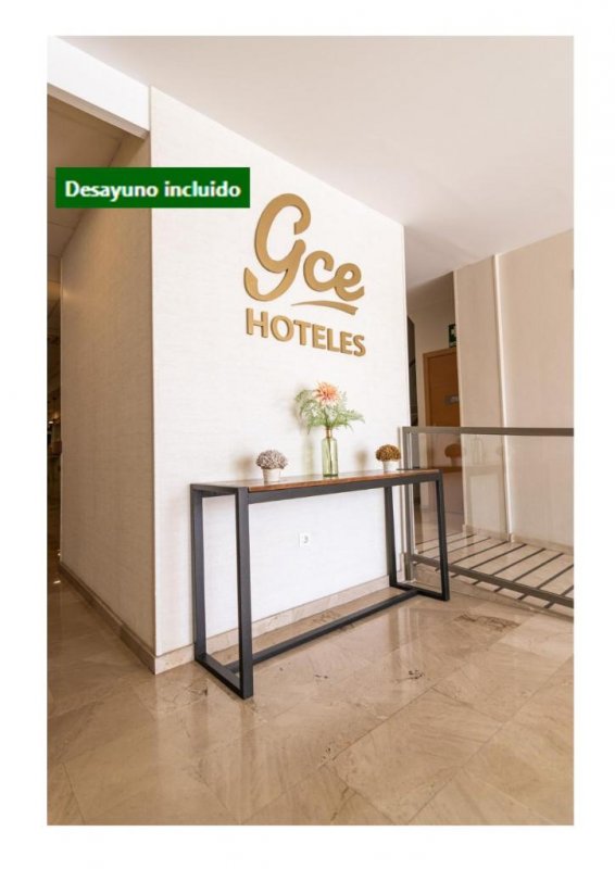 Gce Hoteles is set in Estación de Cártama, 20 minutes’ drive from central Málaga.