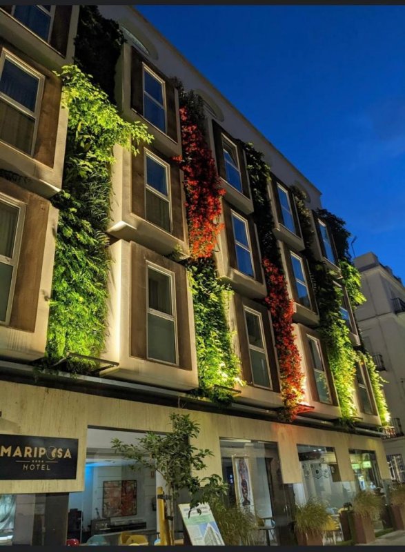 Striking rooms with art deco-style design and flat-screen TVs feature in Hotel Mariposa Málaga, 400 metres from Málaga’s popular shopping street, Calle...