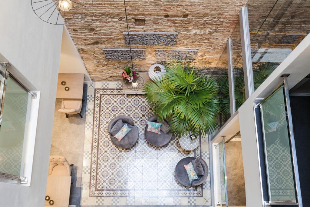 El Hotel Palacete de Alamos ofrece alojamiento en Málaga, a 200 metros de la Fundación Pablo Ruiz Picasso.