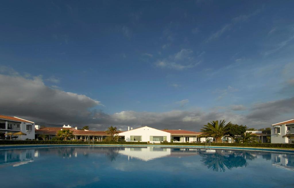 This luxury hotel blends great golfing with an authentic Andalusian feel and fantastic sea views.
