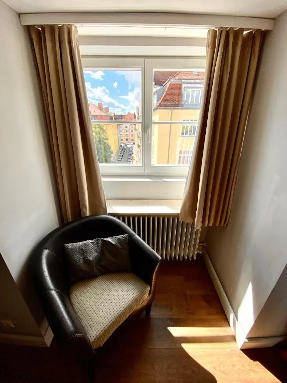 Photo 36/48