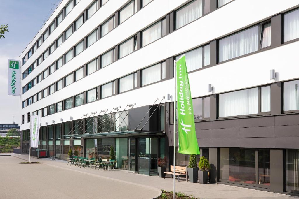 Holiday Inn Munich - Leuchtenbergring by IHG, Munich