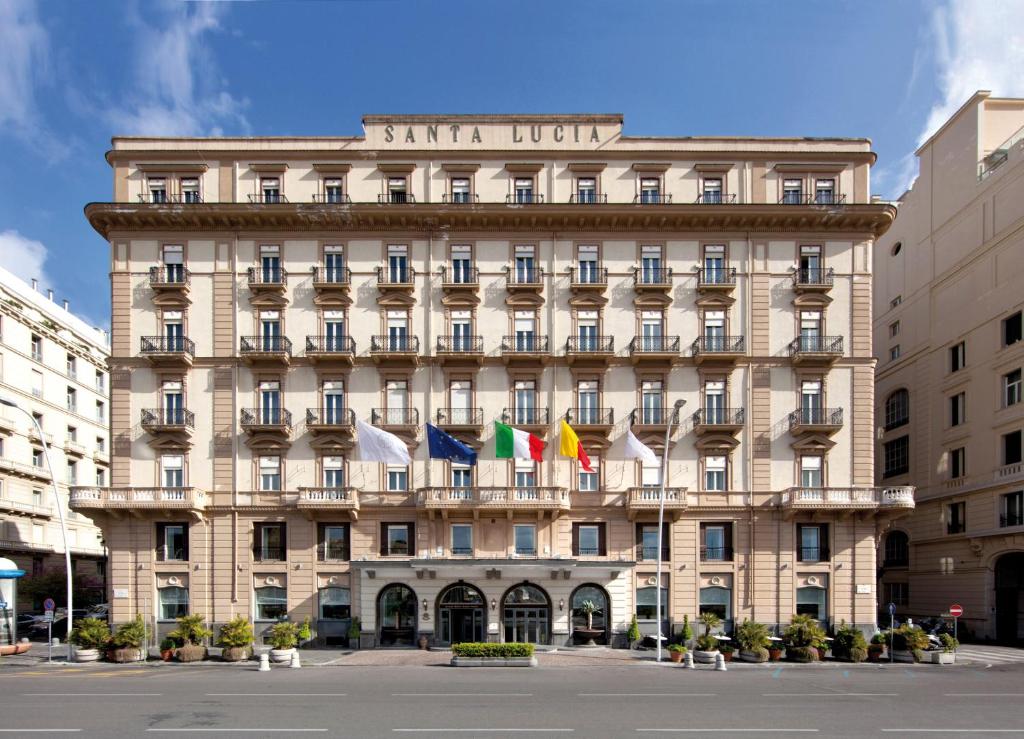 Grand Hotel Santa Lucia, Naples