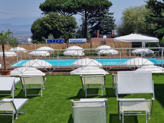 Ranch Palace Hotel, Naples
