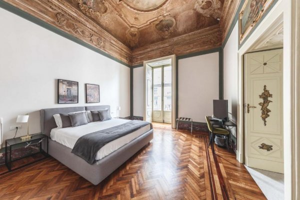 Relais Della Porta, Naples