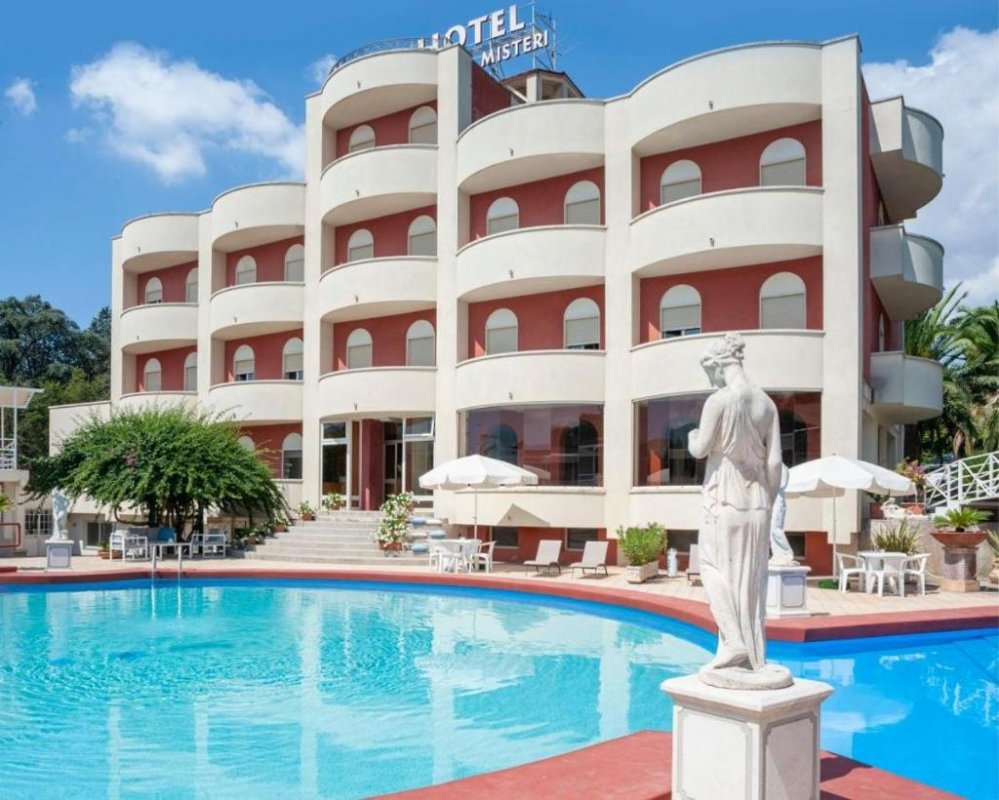 A soli 5 minuti dal sito archeologico, questo hotel prende il nome dalle rovine di un'antica villa Pompeiana situata sulla stessa strada.