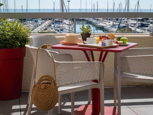ibis budget Menton Bord de Mer, Menton