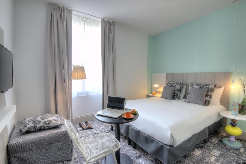 Situado apenas a 5 minutos a pé da Estação Ferroviária Nice-Ville e da Avenida Jean Medecin, o Ibis Styles Nice Centre Gare disponibiliza acomodações no centro...